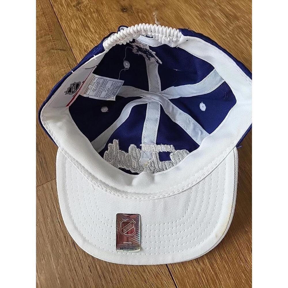 Infant Maple Leaf Cap - Picture 4 of 9